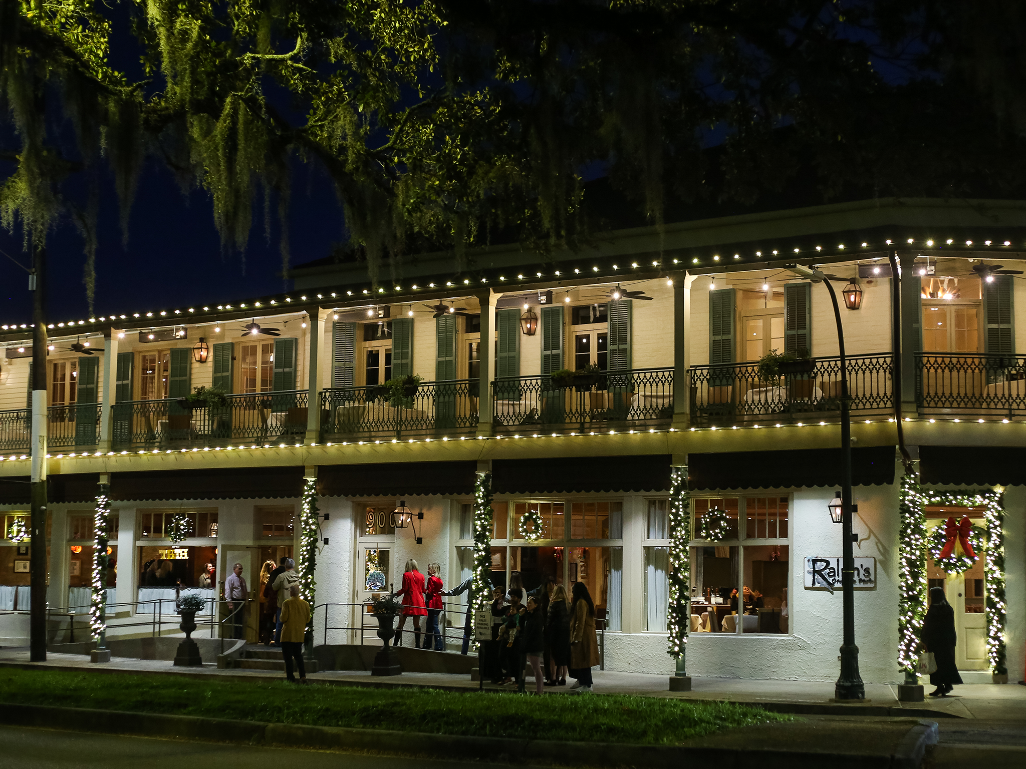 Ralph's 'Gets Lit' for the Holidays! Accompanying Image